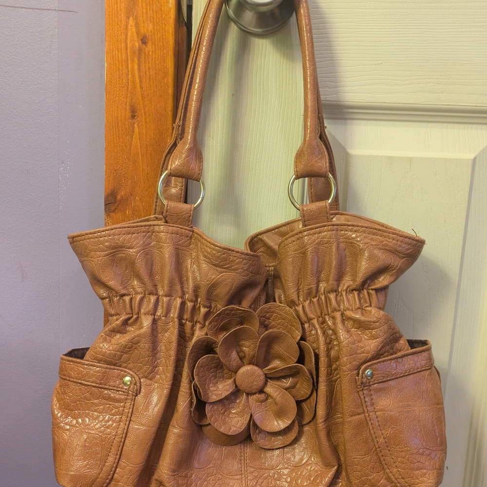 Leather Elegant Tan Shoulder Bag with Floral Detail
